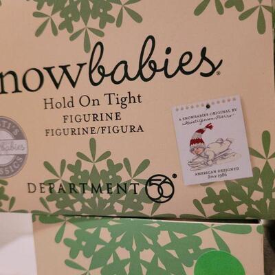Lot 635: Assorted Dept 56 Snowbabies Christmas Figures 
