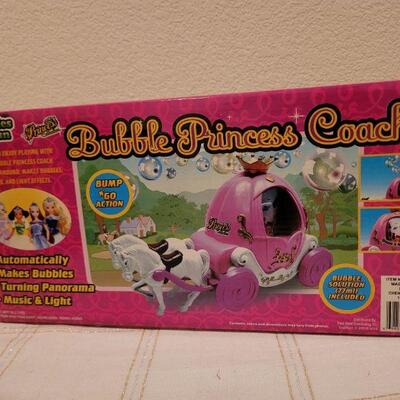 Lot 638: Children's Cinderella Talking Book + Bubble Machine BOTH NEW