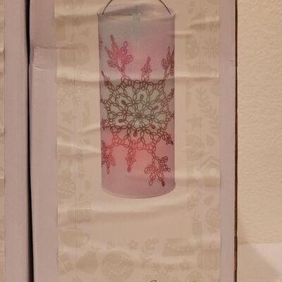Lot 641: (2) NEW LED Hanging Christmas Effect Lanterns (Need AA Batteries)