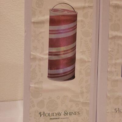 Lot 642: (2) LED NEW Hanging Christmas Lanterns (need AA Batteries)