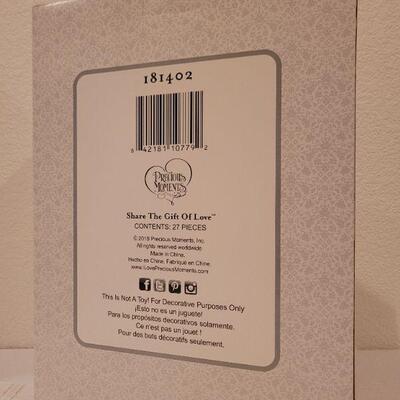 Lot 644: Precious Moments NATIVITY Advent Calendar NEW