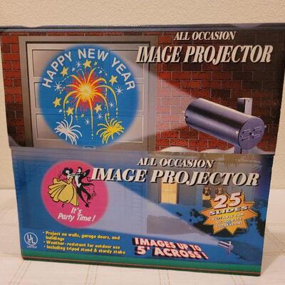 Lot 660: New ALL OCCASIONS Image Projector Up to 5' 