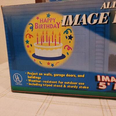 Lot 660: New ALL OCCASIONS Image Projector Up to 5' 