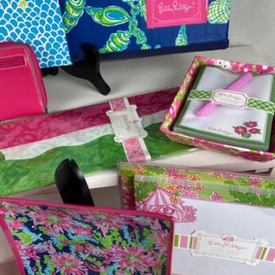 W378 Lilly Pulitzer Gift Lot 