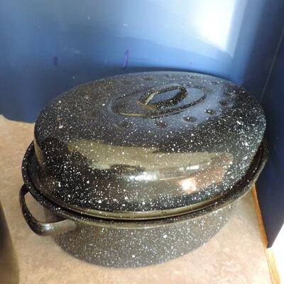 INDOOR GRILL & POTS