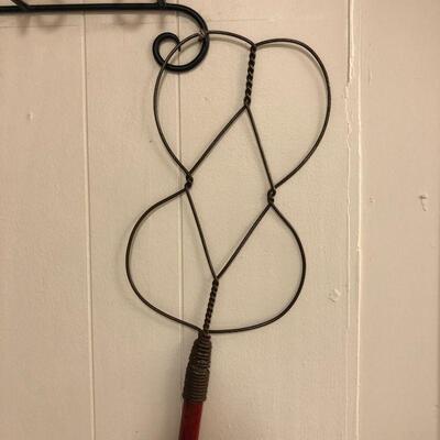 Lot 63 - Vintage Rug Beater