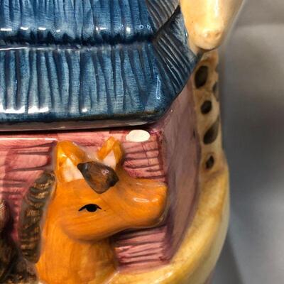 Lot 69 - Noah's Ark Cookie Jar