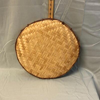 Lot 74 - Natural Wicker Round Tray