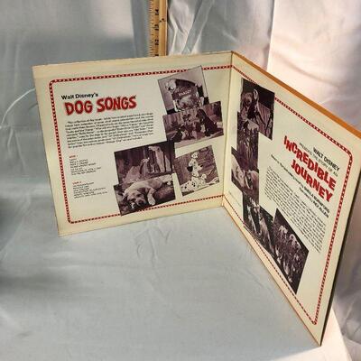 Lot 81 - 1972 Disney's Dog Songs/Incredible Journey Double LP
