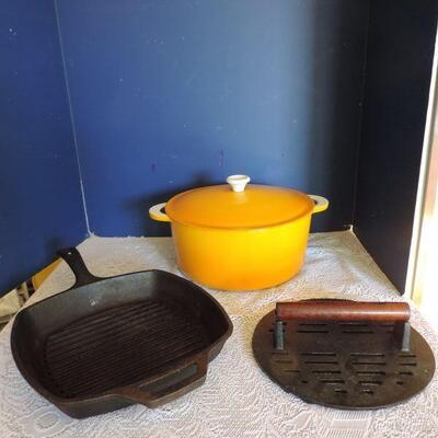 CAST IRON SKILLET-PRESS-POT