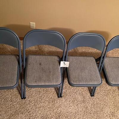Set of 4 folding chairs
