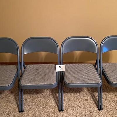 Set of 4 folding chairs