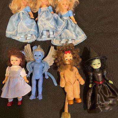 Lot 88 -  Dolls by Madame Alexander