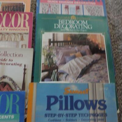 DESIGN BOOKS ON WINDOW TREATMENTS & PILLOWS
