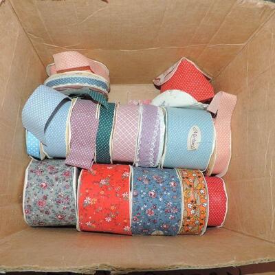 BOOKS ON BOWS & FLORAL WITH SUPPLIES