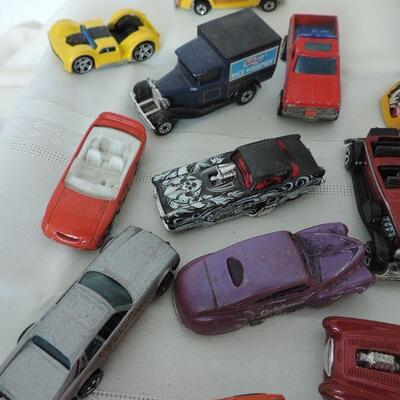 HOT WHEELS 