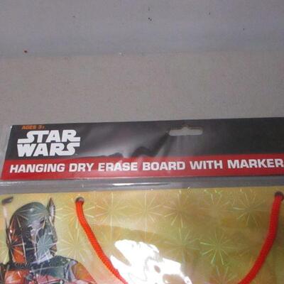Lot 215 - Star Wars Stocking Stuffers - Dry Erase Boards