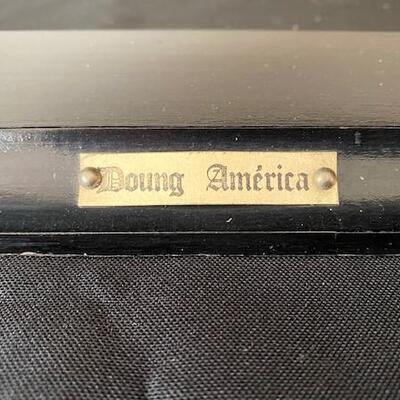LOT#32LR: Doung America Three Mast Model Ship