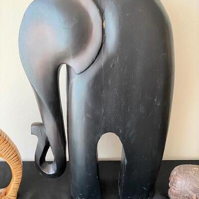 LOT#44LR: 3 Piece Elephant Lot