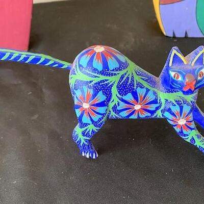 LOT#45LR: 3 Piece Cat Lot