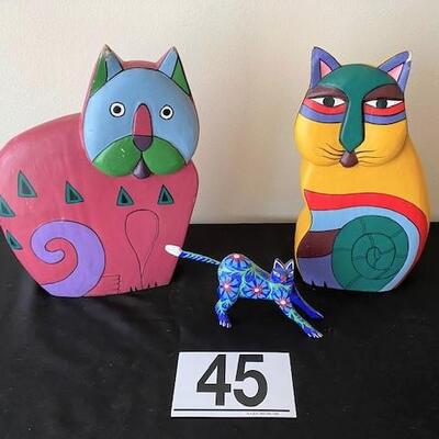 LOT#45LR: 3 Piece Cat Lot