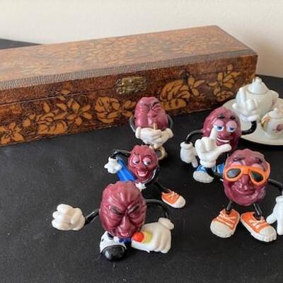 LOT#47LR: Assorted DÃ©cor Lot #1
