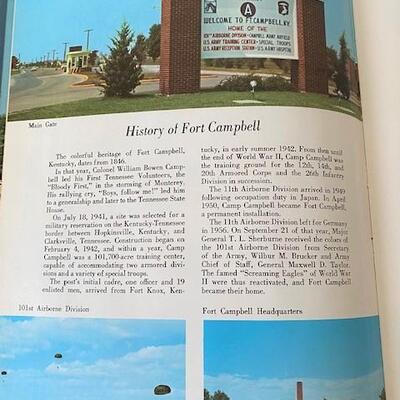 LOT#49LR: Pair of US Army Books 
