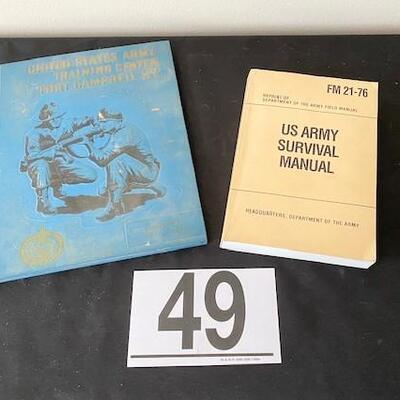 LOT#49LR: Pair of US Army Books 