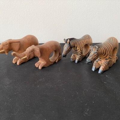 LOT#51LR: Safari Animal Napkin Holders.