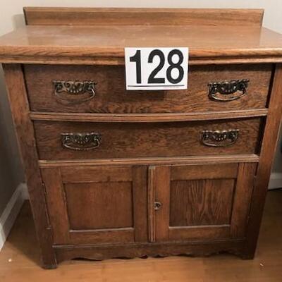 LOT#128MB: 19th Century Wash Stand 