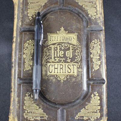 LOT#131LR: Antique Book Lot