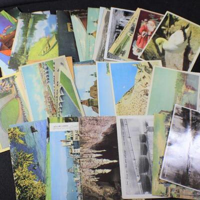 LOT#132LR: Assorted 200+ Vintage Postcards 