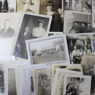 LOT#133LR: Vintage & Antique Pictures