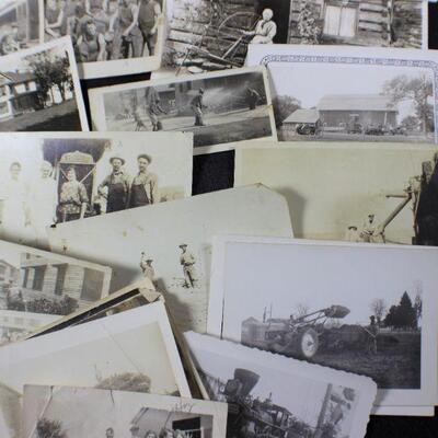 LOT#133LR: Vintage & Antique Pictures