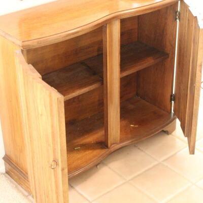 Lot 2 Entry Storage Cabinet 29x34