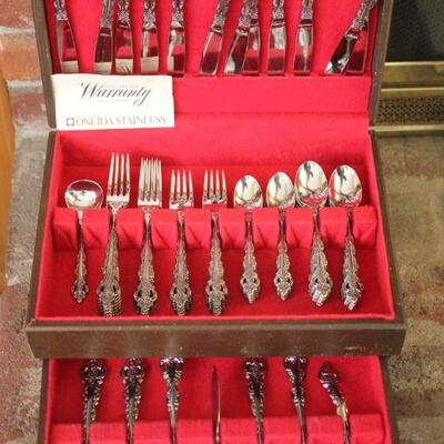 Lot 57 Oneida Stainless Flatware Set of 67pc. w/ Case 