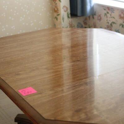 Lot 68  Vintage Dining Table w/ 2 Leafs (in) 29"x71"x4'