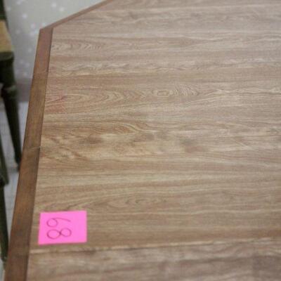 Lot 68  Vintage Dining Table w/ 2 Leafs (in) 29"x71"x4'