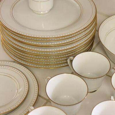Lot 77 Noritake Barrington Fine China 24pcs.