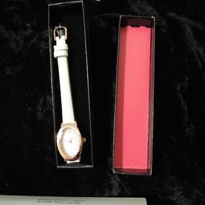 AVON (NIB)