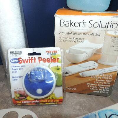 KITCHEN GADGETS