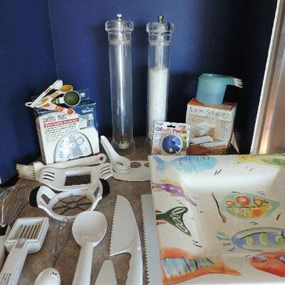 KITCHEN GADGETS
