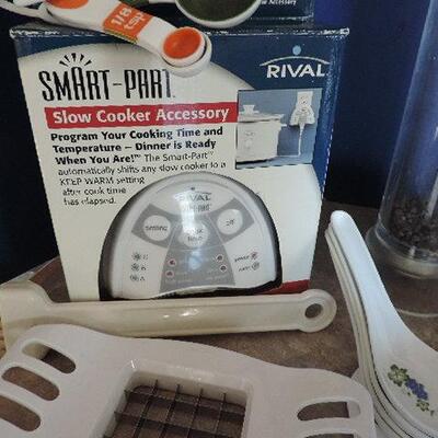 KITCHEN GADGETS