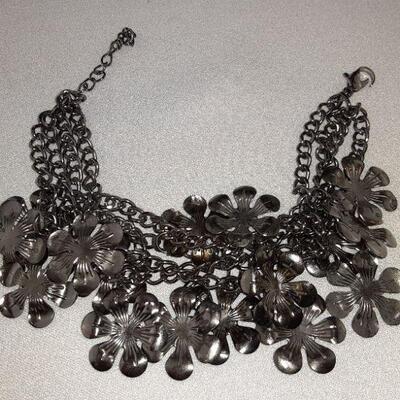 Greytone Flower Cluster Necklace