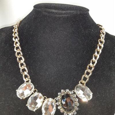 Large Crystals Necklace