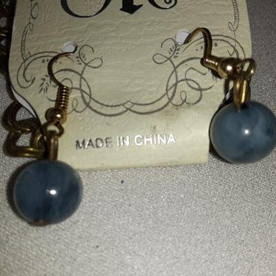 Blue Beads Cluster Necklace