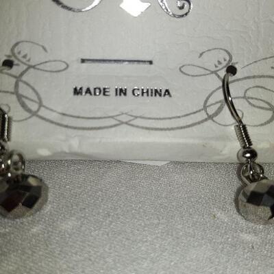 Greytone Flowers Necklace
