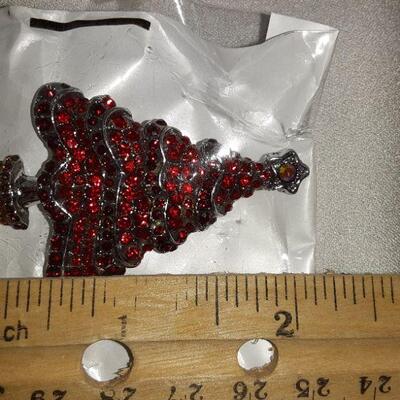 Red Crystal Christmas Tree
