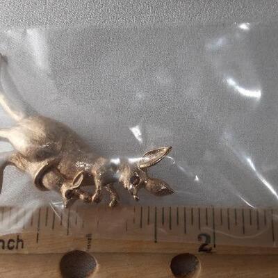 Kangaroo Pin