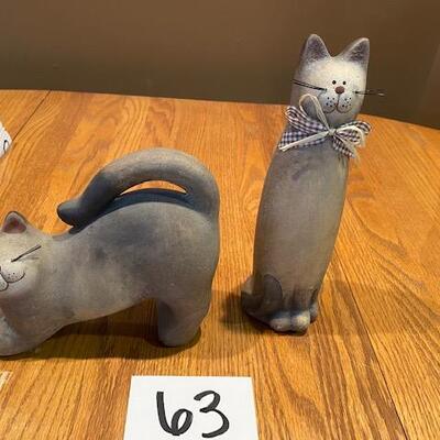 2 Cats